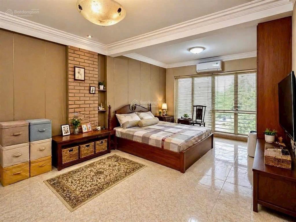 Giảm giá sâu! chính chủ bán gấp nhà biệt thự nguyễn duy hiệu, thảo điền, q2. còn 7tỷ270 vẫn còn tl