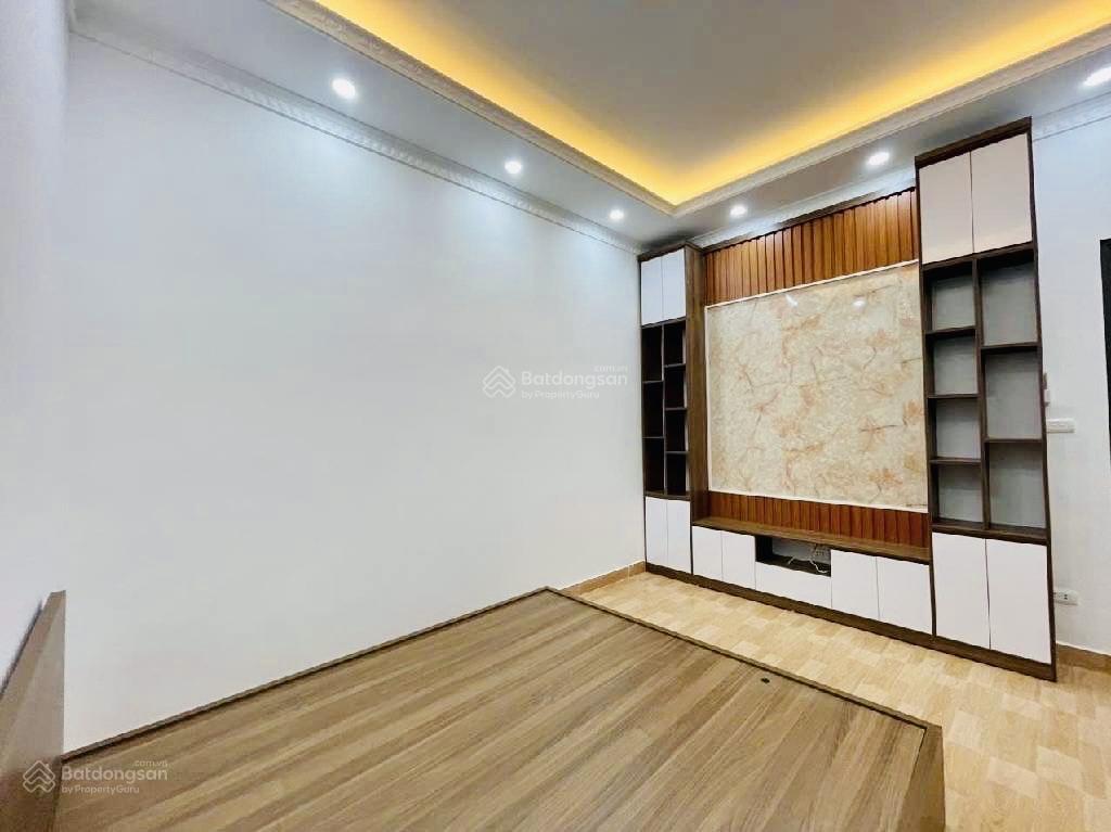 Bán nhà trương định  giải phóng  ngõ thông rộng  ở ngay  diện tích 57m². giá bán 8,15 tỷ