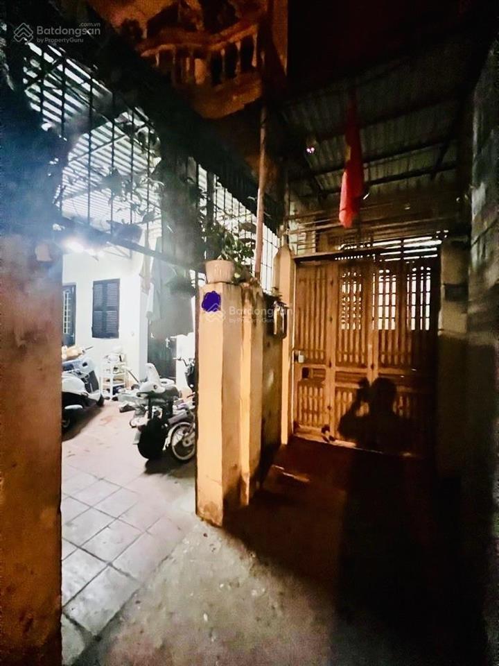 Bán nhà trần khát chân  ngõ thông  gần mặt phố  dt 52m x c4. giá bán 7.15 tỷ