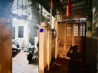 Bán nhà trần khát chân  ngõ thông  gần mặt phố  dt 52m x c4. giá bán 7.15 tỷ