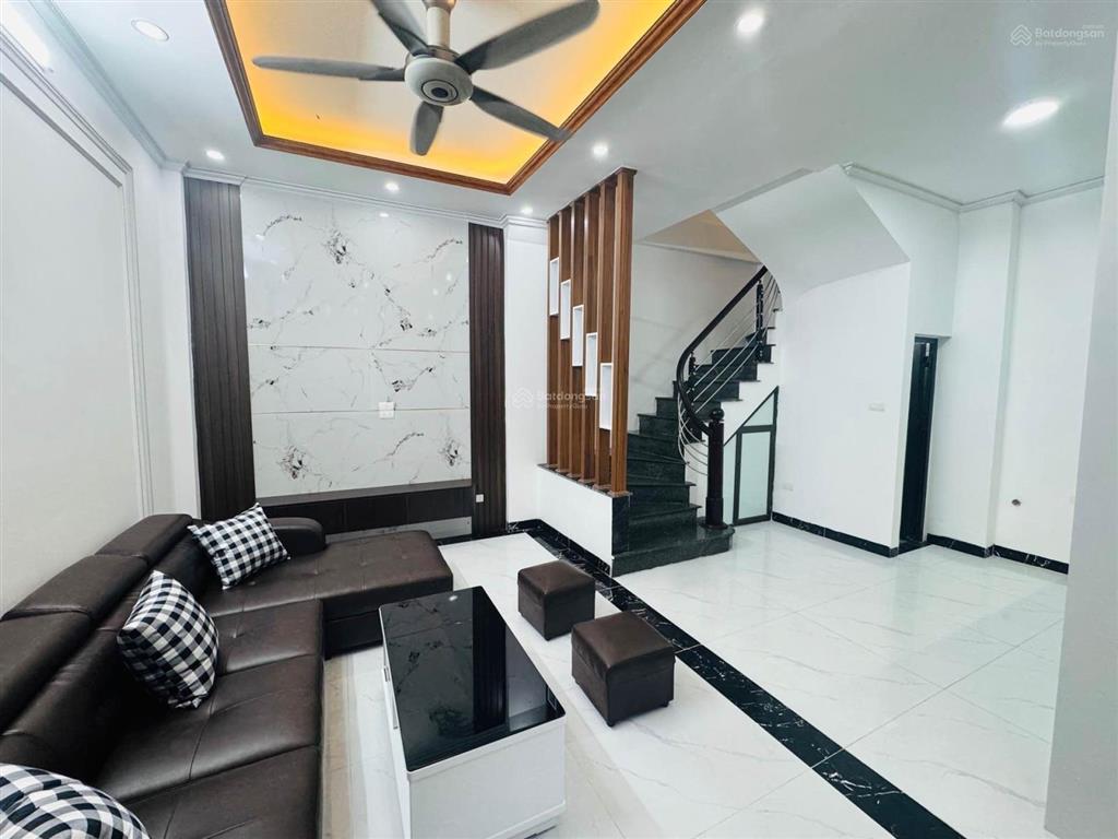 Bán nhà lương khánh thiện  hồ đền lừ  không quy hoạch  dt 49m2. giá bán 8.72 tỷ
