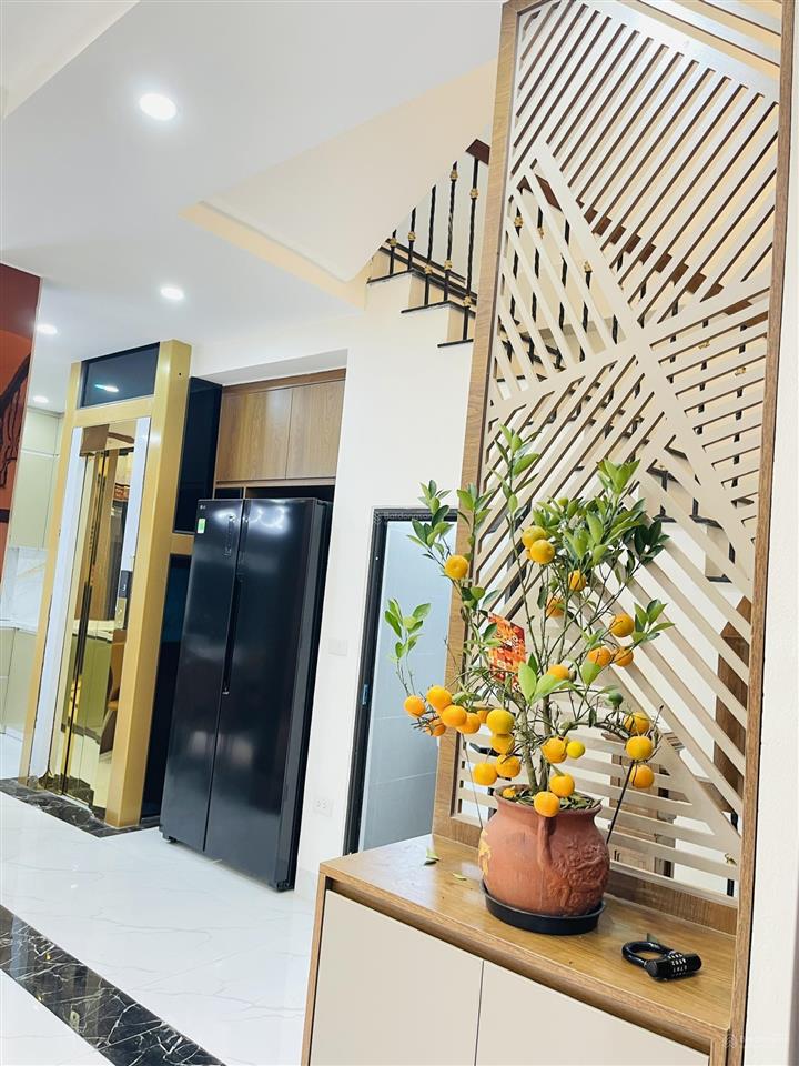 Bán nhà 5 tầng thang máy trương định  giải phóng  ngõ thông  diện tích 48m². giá bán 11,75 tỷ