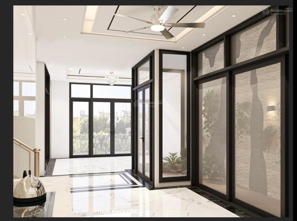 Bán nhà giáp bát  giải phóng view hồ điều hòa  ô tô tránh  dt 100m2. giá bán 23,35 tỷ