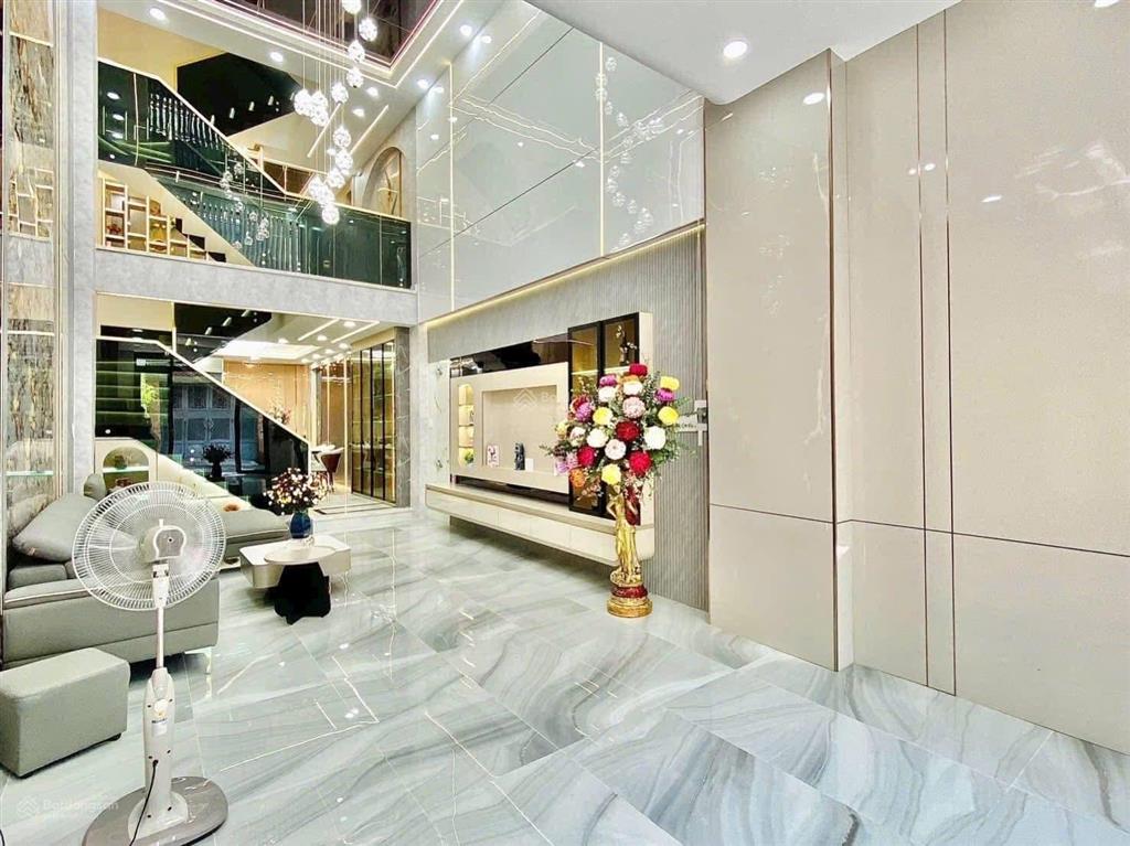 Chính chủ bán nhà ngay lý văn phức  q.1, 66m2, đang cho thuê 30tr, cách chợ tân định 400m