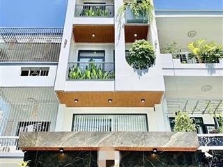 Chính chủ bán nhà ngay lý văn phức  q.1, 66m2, đang cho thuê 30tr, cách chợ tân định 400m