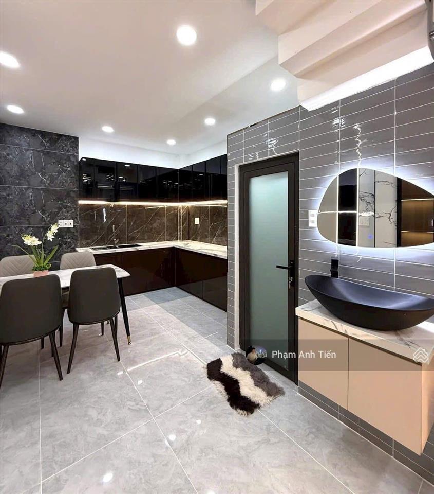 Lộ diện cực phẩm, đường lương hữu khánhq.1. giá 5tỷ090/68,5m2, cho thuê 30tr. gần bệnh viện từ dũ