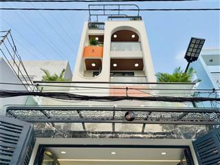 Chính chủ bán nhà ngay trung tâm, đường bạch đằngbình thạnh. giá 3tỷ890/65m2, gần ngã tư hàng xanh