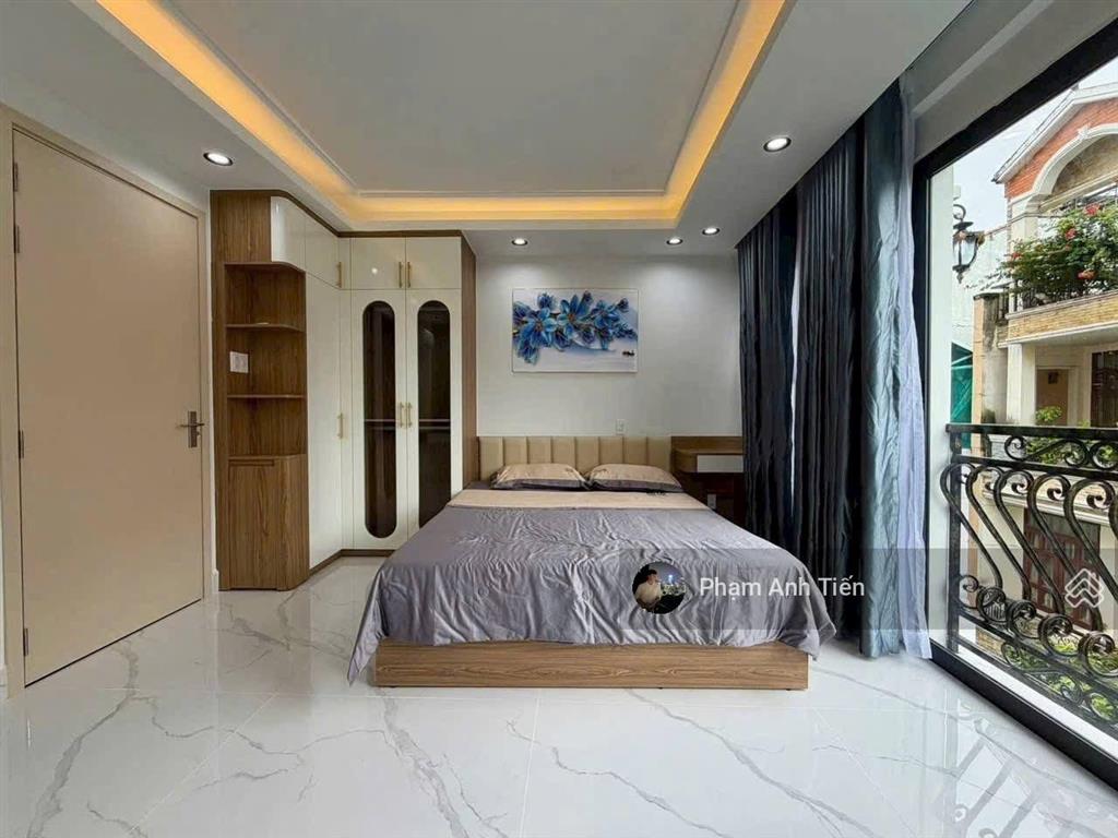 Bán gấp nhà phố, giá 4tỷ790/71,5m2. ngay điện biên phủq.1, đang cho thuê 28tr. gần bệnh viện mắt.