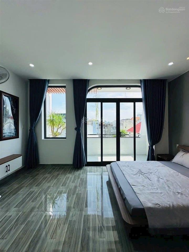 Siêu phẩm 4 lầu nguyễn tiểu la  q.10, 3tỷ550/75m2 gần chợ nguyễn tri phương đang cho thuê 22tr/th.