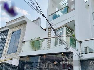 Nhà mặt tiền kinh doanh, đường nguyễn cửu vân  bình thạnh. giá 3tỷ790/70,5m2, gần đại học kinh tế.