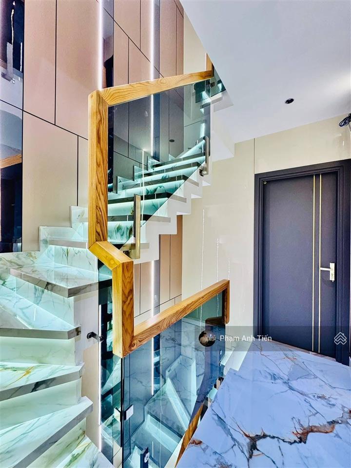 Siêu phẩm mặt tiền đường số 14  q.2, 3tỷ890/74m2 đang cho thuê 23 triệu. gần ga metro thảo điền