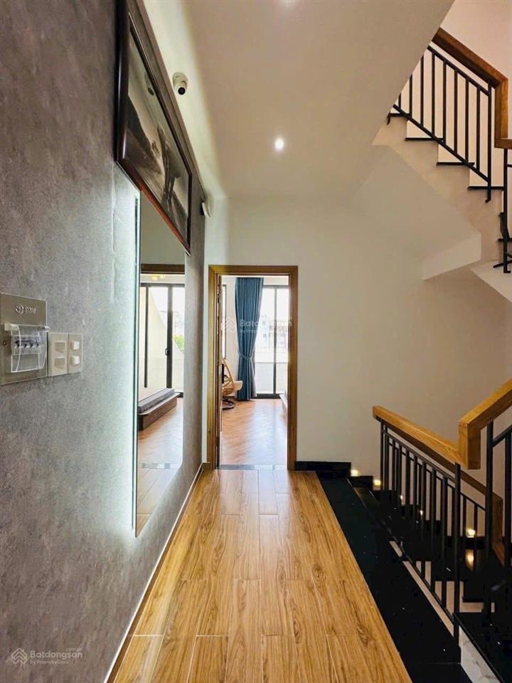 Siêu phẩm 4 lầu nguyễn tiểu la  q.10,3tỷ890/ 75m2 gần chợ nguyễn tri phương đang cho thuê 22tr/th