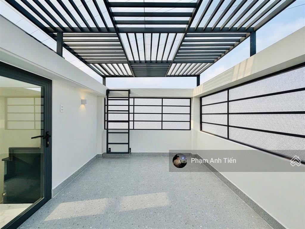 Chính chủ bán nhà ngay trung tâm, đường bạch đằngbình thạnh. giá 3tỷ290/65m2, gần ngã tư hàng xanh