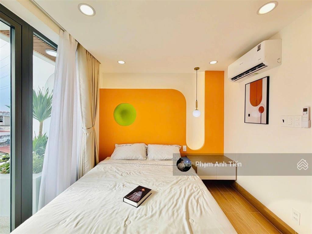Chính chủ bán nhà ngay trung tâm, đường bạch đằngbình thạnh. giá 3tỷ290/65m2, gần ngã tư hàng xanh