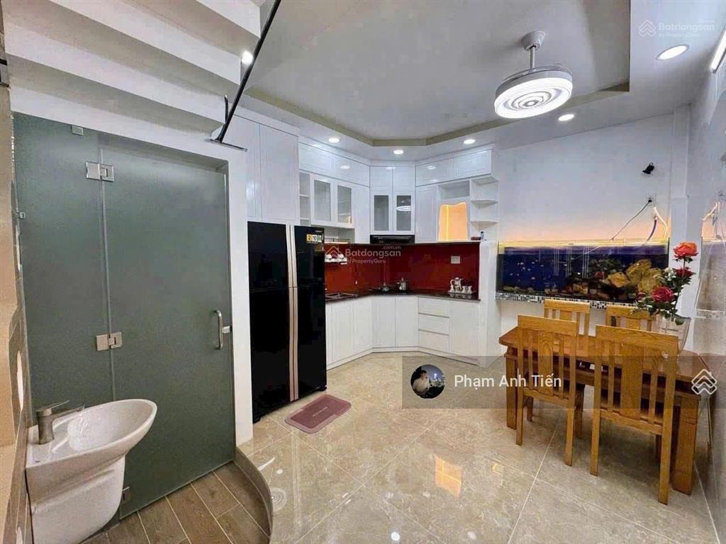Bán nhà tại trần hưng đạo  quận 5, 3tỷ890/68m2, cho thuê 20 triệu. gần bệnh viện nguyễn tri phương