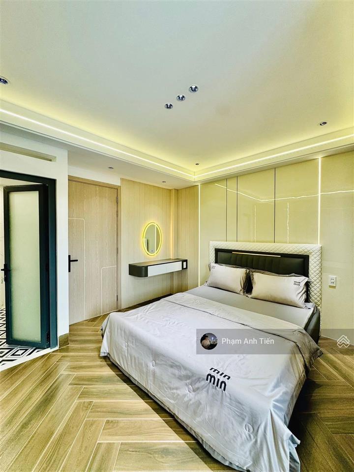Giá cực tốt 3tỷ320/71m2. đường nguyễn gia trí  bình thạnh, đang cho thuê 23tr. gần đại học gtvt