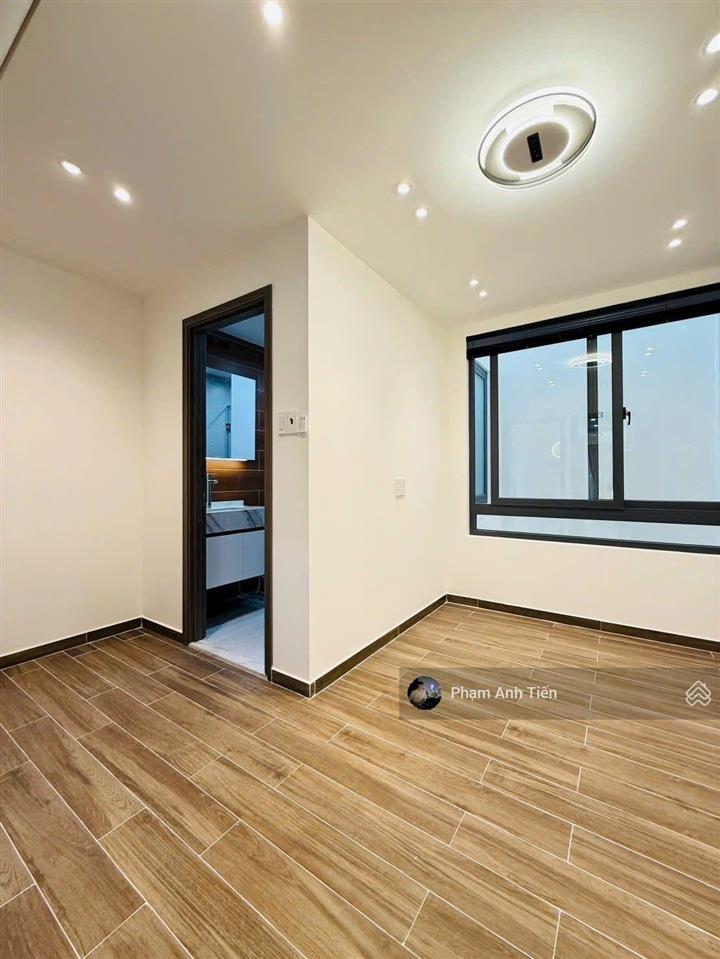Giá ngộp 64,9m2. đường nguyễn trãi/q. 5, đang cho thuê 28tr. gần trường tiểu học bàu sen