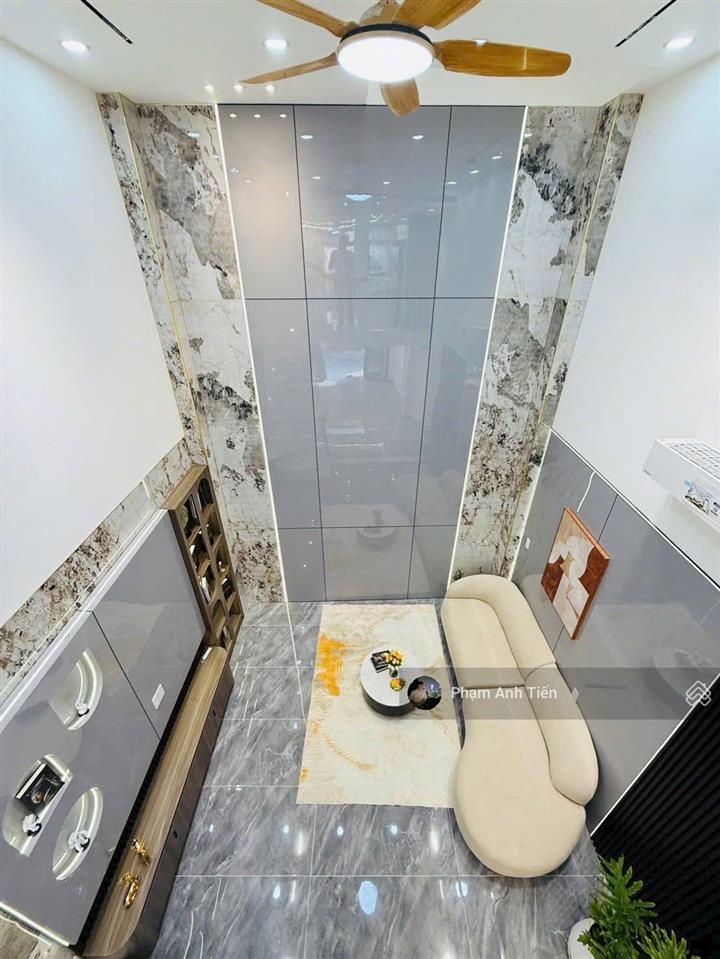 Giá ngộp 64,9m2. đường nguyễn trãi/q. 5, đang cho thuê 28tr. gần trường tiểu học bàu sen