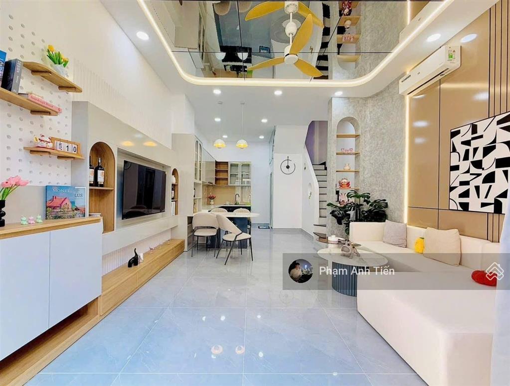 Đẳng cấp sang trọng, 65m2. đường hoà hảo  q. 10, cho thuê 25tr. gần bệnh viện chợ rẫy