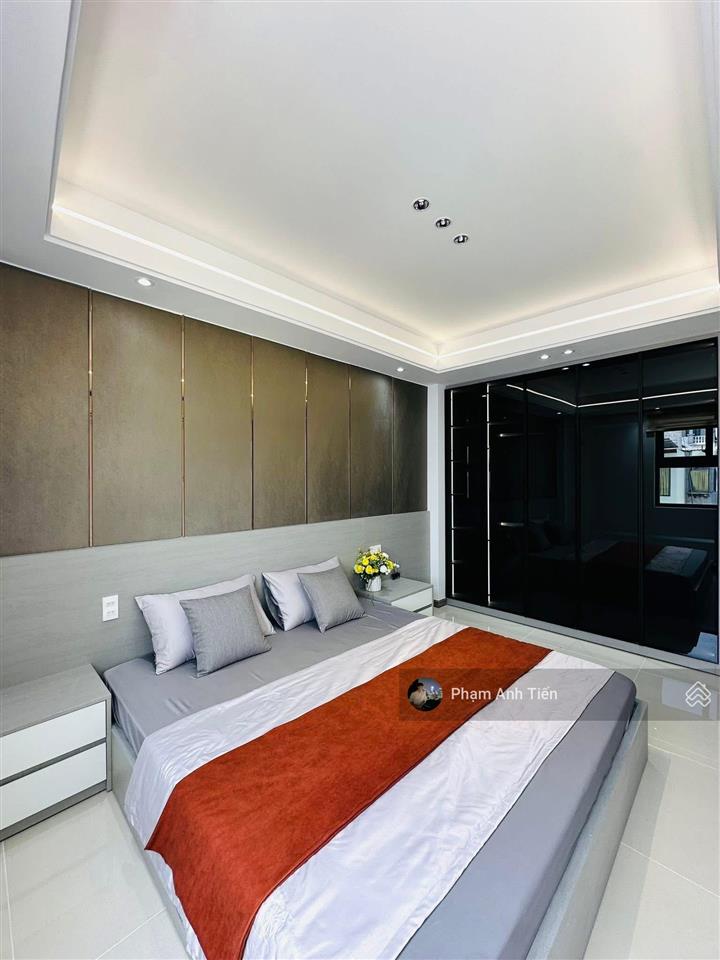 Cô diễm đi úc định cư, 72.7m2. đường lý văn phức  q. 1, cho thuê 27tr. gần chợ tân định