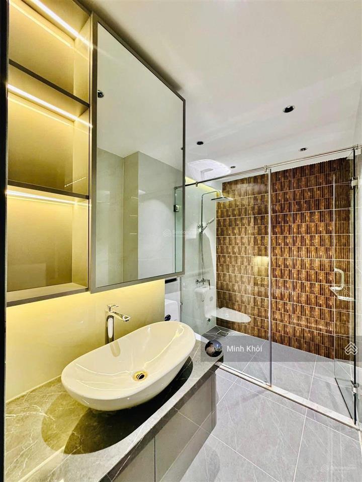 Bán nhà ô tô đậu trong nhà, giá 4tỷ090/93,5m2. đường 6m trần phúq5, đang thuê 21tr. sổ hồng riêng.