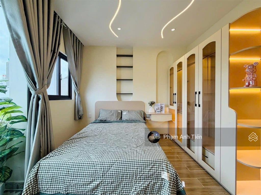 Siêu phẩm nhà vườn 78,5m2. đường hoàng diệu  q. 4, đang cho thuê 30tr. gần chợ xóm chiếu