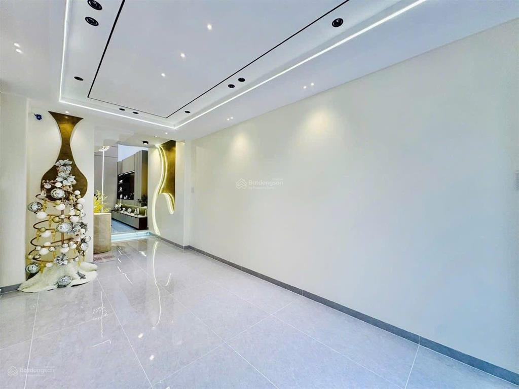 Siêu phẩm nhà phố, đường 7m vườn chuốiq.3. 3tỷ270/78m2, đang cho thuê 23tr/th. gần chợ vườn chuối