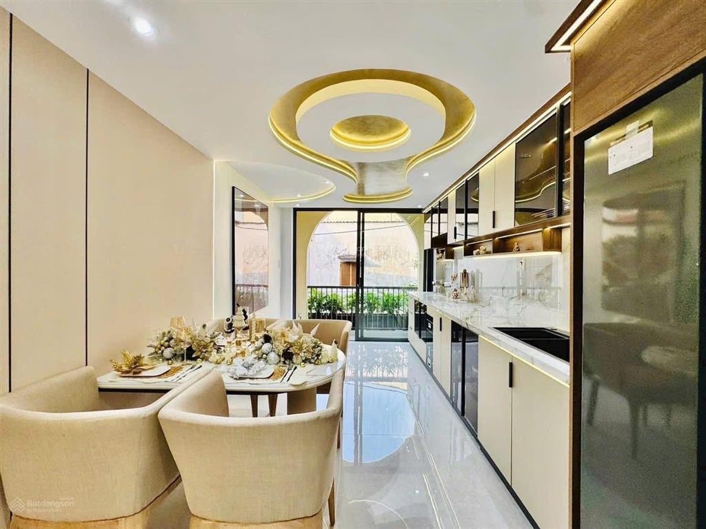 Siêu phẩm nhà phố, đường 7m vườn chuốiq.3. 3tỷ270/78m2, đang cho thuê 23tr/th. gần chợ vườn chuối