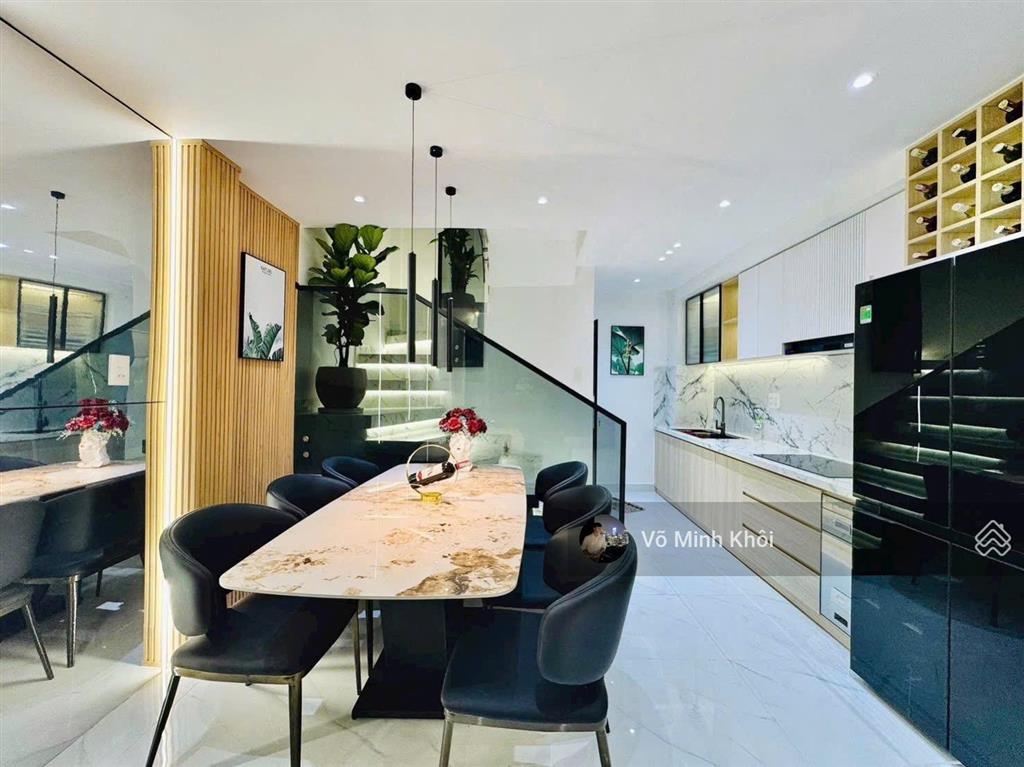 Đi ra nước ngoài cần bán, lý thái tổq.10. 76,6m2, có hợp đồng 21tr/th. gần bv nhi đồng