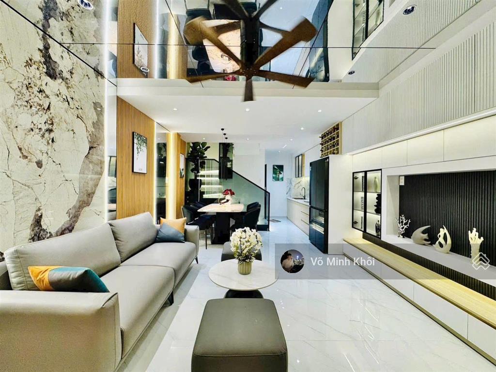 Đi ra nước ngoài cần bán, lý thái tổq.10. 76,6m2, có hợp đồng 21tr/th. gần bv nhi đồng