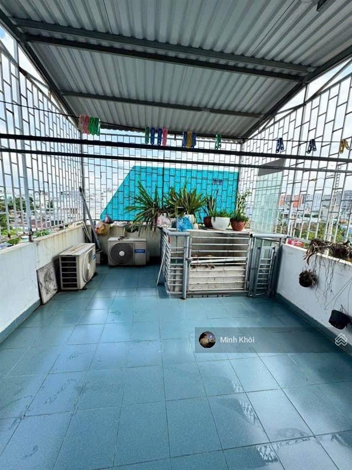 Mặt tiền kinh doanh, đường nguyễn hữu cầu  q. 1. 77.2m2, gần chợ tân định. cho thuê 40tr