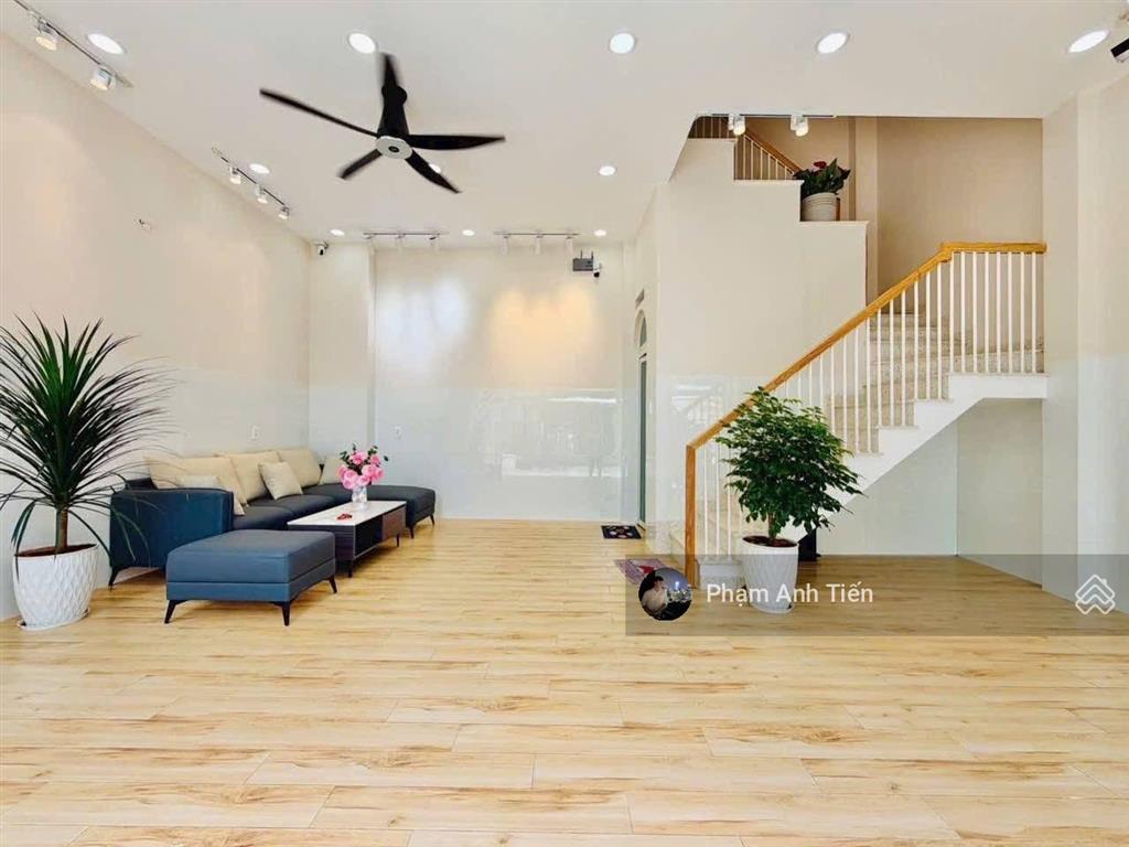 Mặt tiền kinh doanh, nguyễn thành ý  quận 1, gần chợ đa kao. 89,5m². có hợp đồng thuê