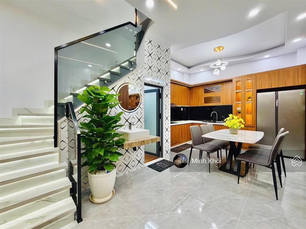 Sốc! 4 tỷ 990/67,5m² sở hữu nhà trung tâm đường trần đình xu  quận 1. gần bệnh viện răng hàm mặt