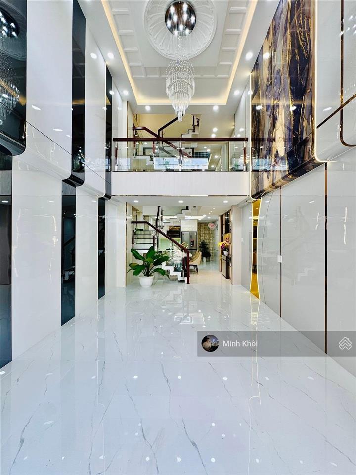 Siêu phẩm nhà phố, 90m2. đường nguyễn trãi  quận 1, sẵn cho thuê 32tr, gần chợ bến thành