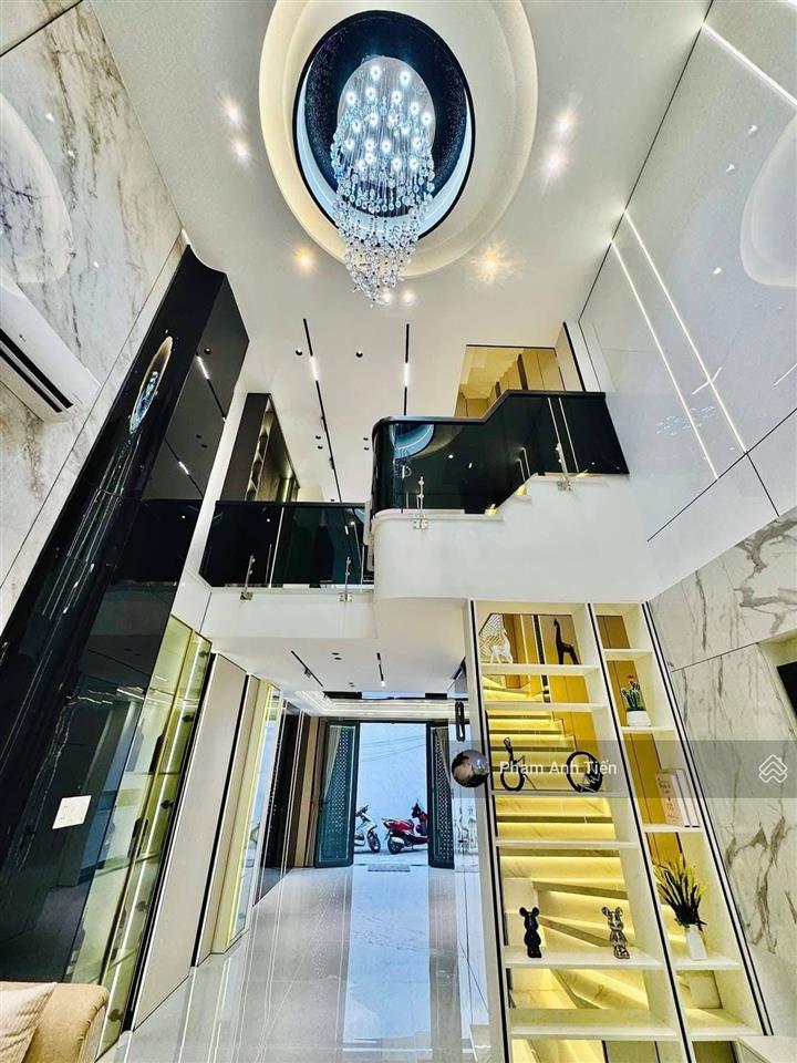 Chính chủ bán gấp nhà đường mê linhbình thạnh.  86.4m2, sẵn hợp đồng thuê 23tr. giáp quận 1