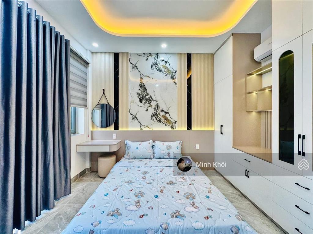 Bán gấp, nhà phố đang cho thuê 27tr. đường lý chính thắng  q. 3, 75,2m2, gần chợ tân định
