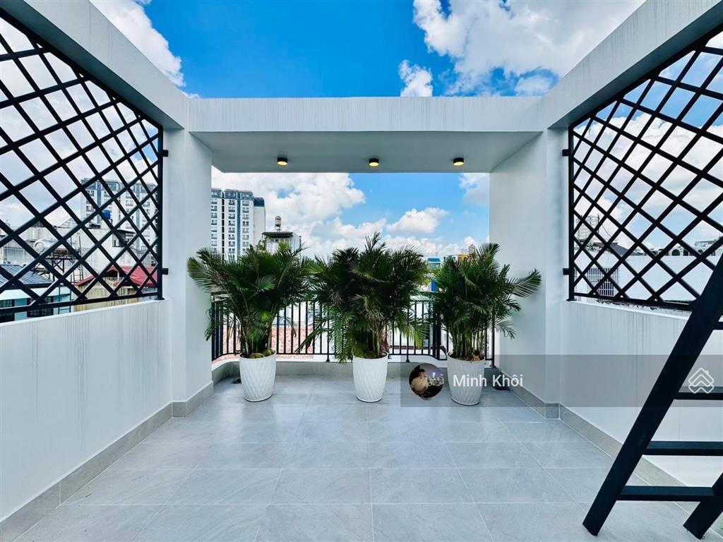 Bán gấp, nhà phố đang cho thuê 27tr. đường lý chính thắng  q. 3, 75,2m2, gần chợ tân định