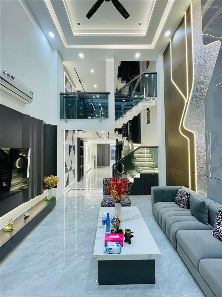 Nhà giá tốt 3tỷ190/71m2, đường ôtô phùng văn cung  phú nhuận. gần bệnh viện hoàn mỹ. cho thuê 23tr