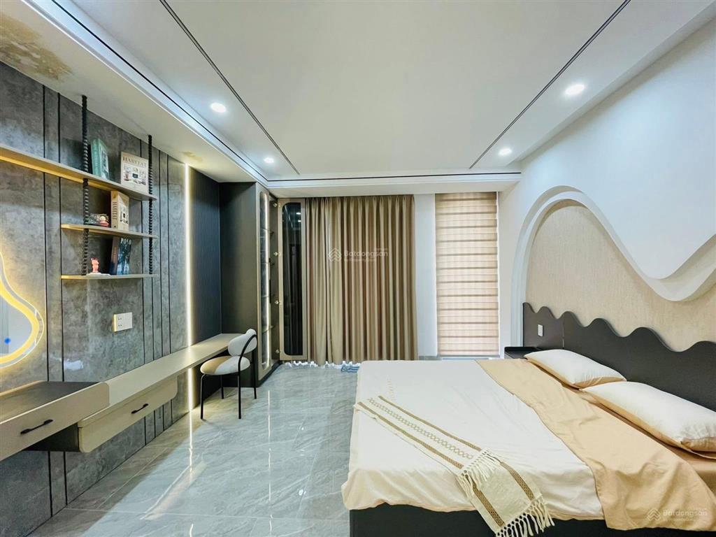 Nhà giá tốt 3tỷ190/71m2, đường ôtô phùng văn cung  phú nhuận. gần bệnh viện hoàn mỹ. cho thuê 23tr