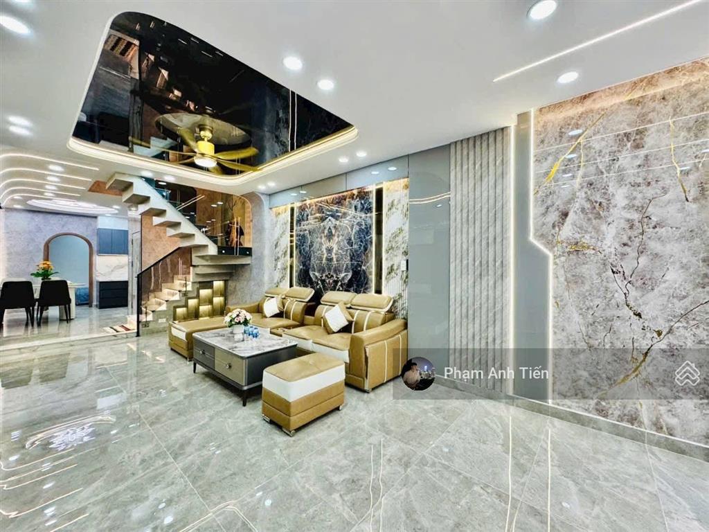 Siêu phẩm đường nguyễn tiểu laq.10, giá 2tỷ790/75m2 gần chợ nguyễn tri phương, đang cho thuê 22tr.