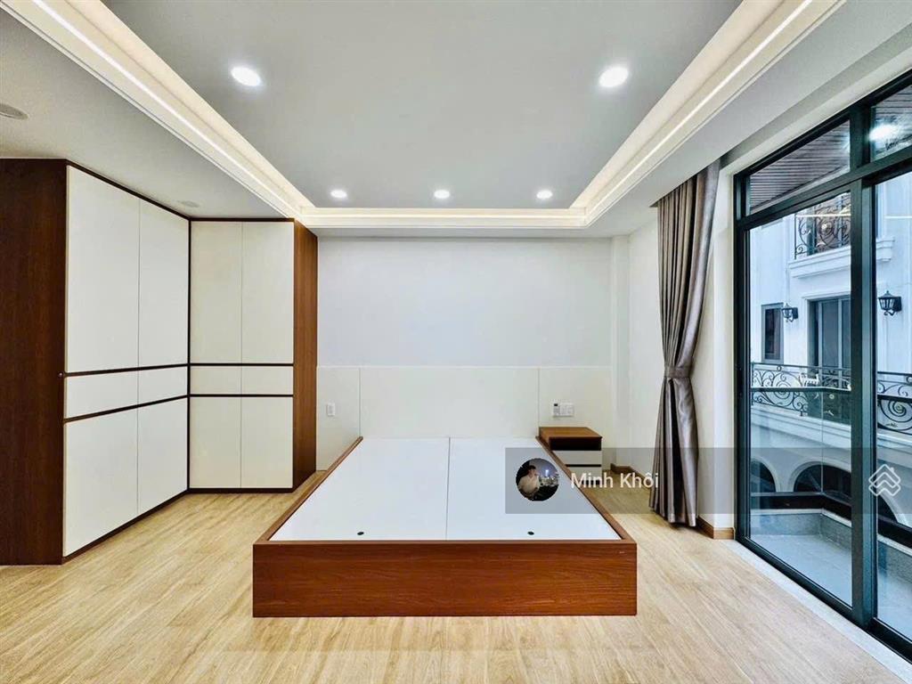 Định cư nước ngoài bán nhà nguyễn hiềnq.3, giá 4tỷ590/78m2 gần bệnh viện bình dân, đang thuê 23tr.