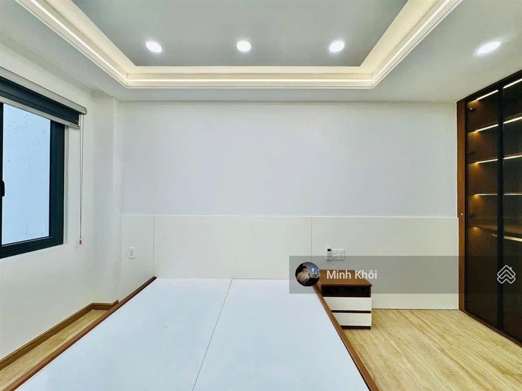 Định cư nước ngoài bán nhà nguyễn hiềnq.3, giá 4tỷ590/78m2 gần bệnh viện bình dân, đang thuê 23tr.