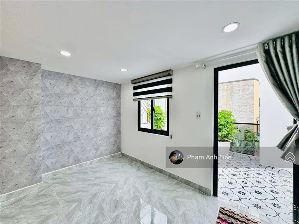 Siêu phẩm đường nguyễn tiểu laq.10, giá 2tỷ790/75m2 gần chợ nguyễn tri phương, đang cho thuê 22tr.