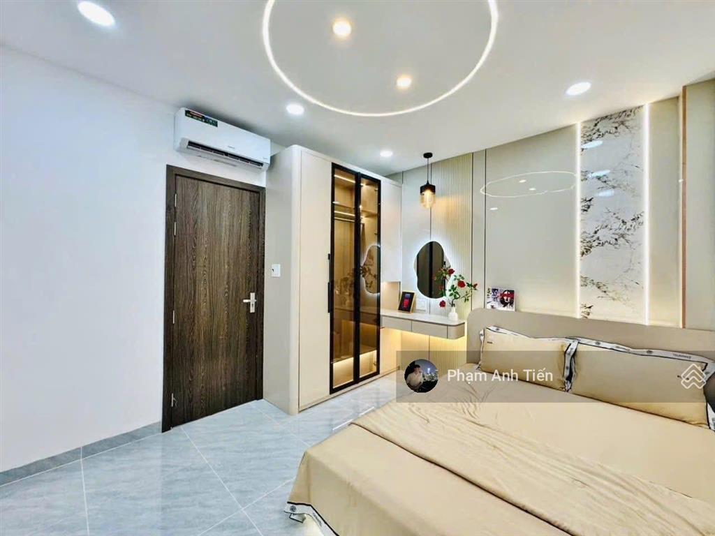 Siêu phẩm giá ngộp 3tỷ290/64m2, đường xô viết nghệ tĩnh bình thạnh, đang cho thuê 20tr/th, sát q.1