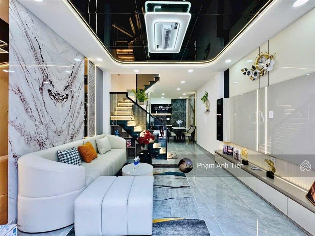 Siêu phẩm giá ngộp 3tỷ290/64m2, đường xô viết nghệ tĩnh bình thạnh, đang cho thuê 20tr/th, sát q.1