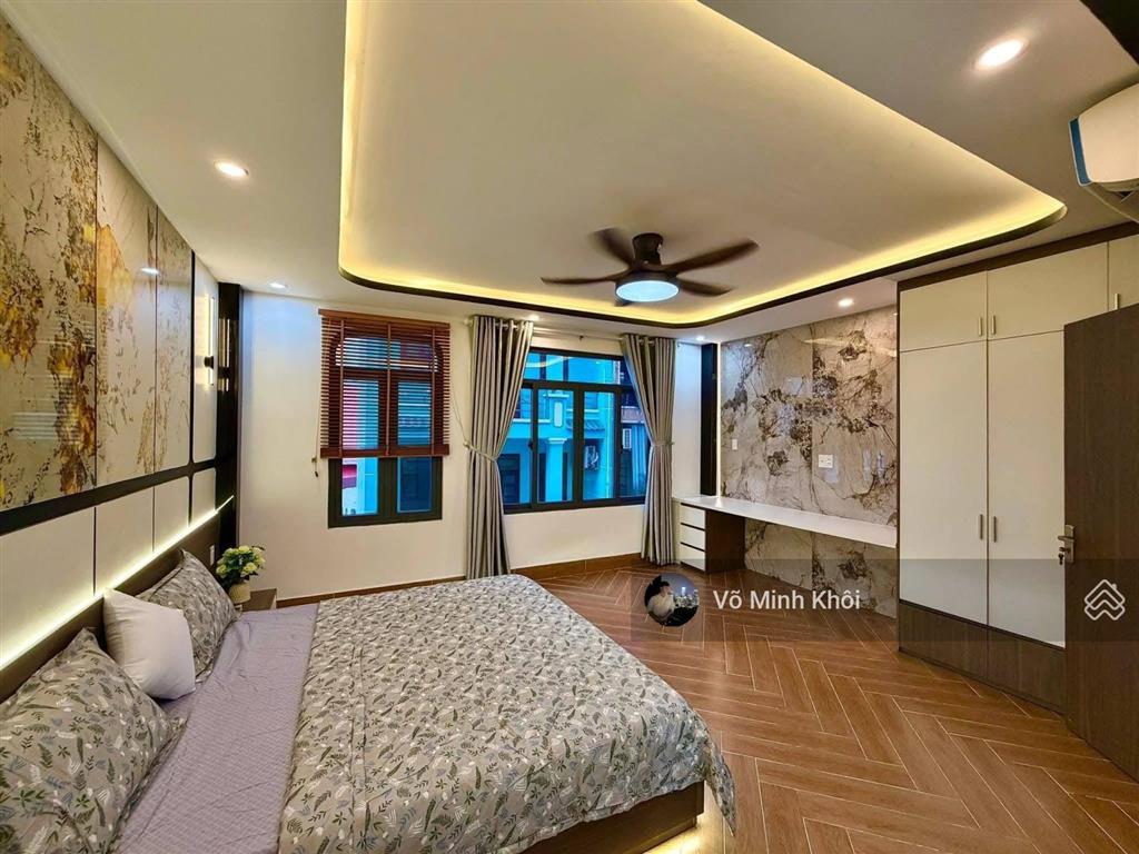 Chú tư bán nhà đường bùi hữu nghĩa  quận 5, dt 88m. có hợp đồng 24tr/th, gần chợ hòa bình