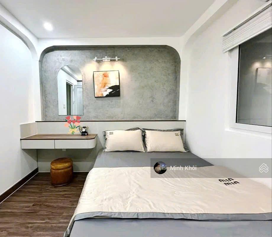 Chú tám bán nhà hoà hưngquận 10. giá 3tỷ5/ 73.4m2 đang cho thuê 28triệu. gần tiểu học lê thị riêng