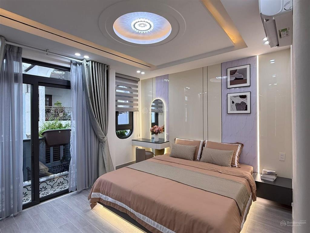 Tìm chủ sở hữu 4tỷ590/80m2 ngay đường vườn chuốiq.3. đang cho thuê 30tr/th gần trường thcs bàn cờ