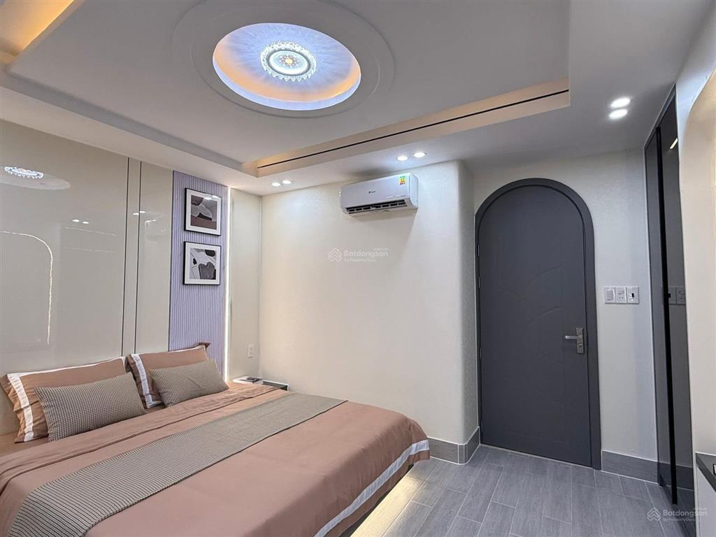Tìm chủ sở hữu 4tỷ590/80m2 ngay đường vườn chuốiq.3. đang cho thuê 30tr/th gần trường thcs bàn cờ