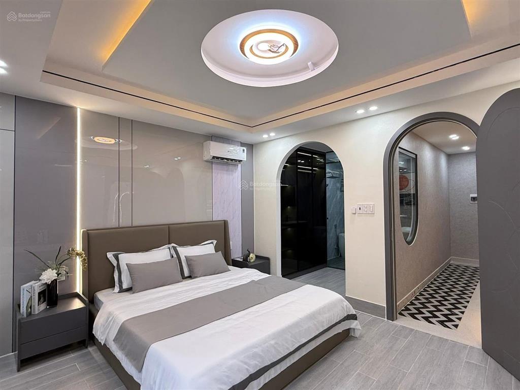 Tìm chủ sở hữu 4tỷ590/80m2 ngay đường vườn chuốiq.3. đang cho thuê 30tr/th gần trường thcs bàn cờ
